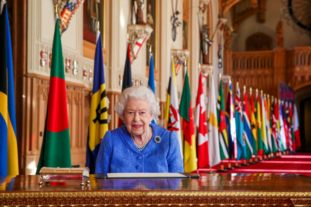 Queen Elizabeth Scholars program receives $20 million gift from Government of Canada in honour of Her Majesty Queen Elizabeth II
